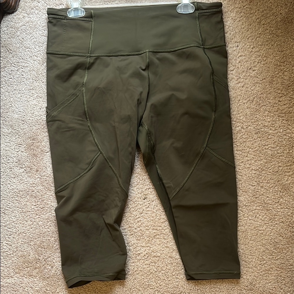 Green crop lululemon pants